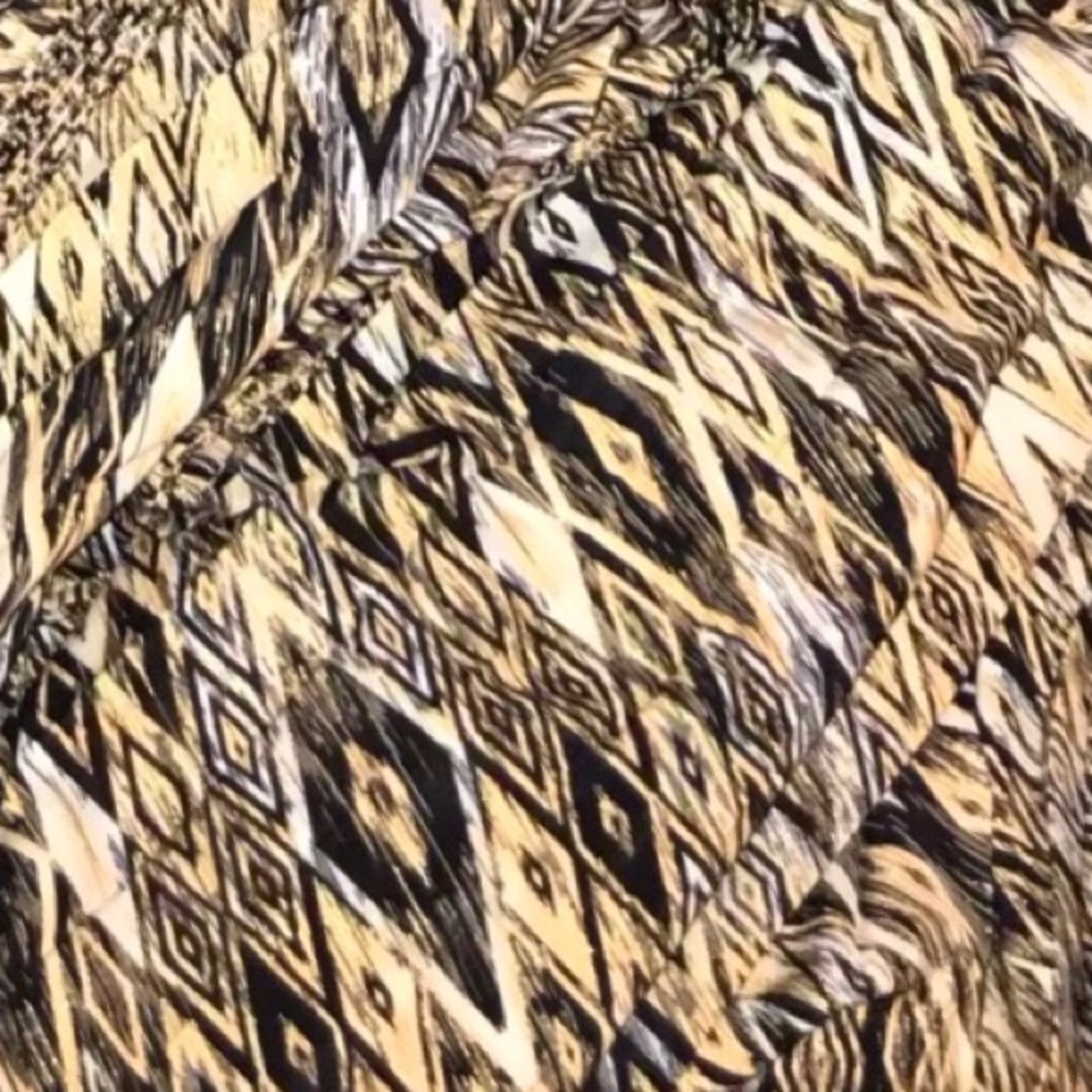 Lularoe deanne - Picture 2 of 2